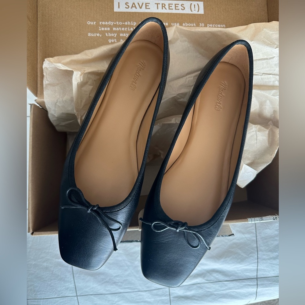 Madewell Anelise Leather Ballet Flat with Bow - Picture 2 of 4